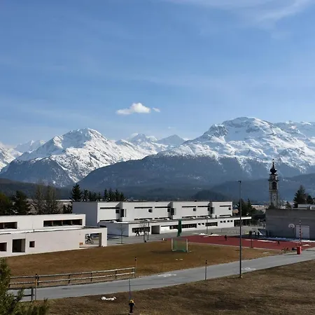 2.5 Puoz Bernina Appartamento Samedan